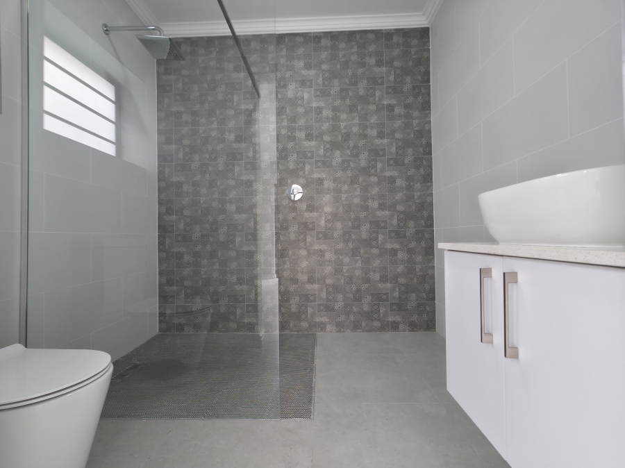 3 Bedroom Property for Sale in Wavecrest Eastern Cape